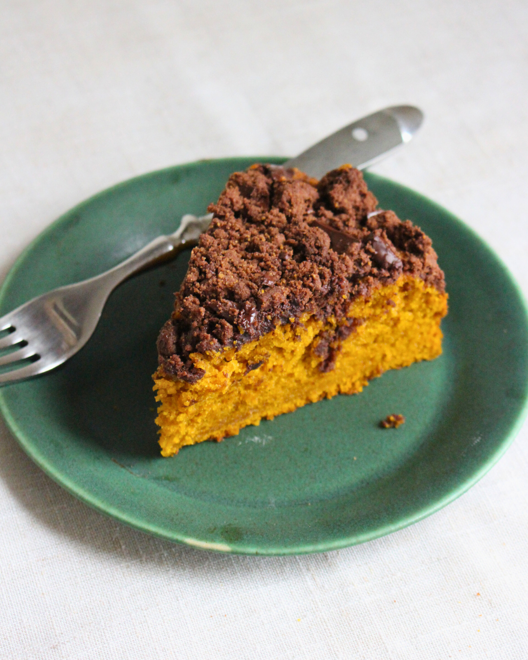Pumpkin Cake with Chocolate Streusel