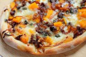 BMF_AutumnPizzaWithMapleSquash&Sausage