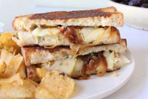 BMF_BrieGrilledCheeseWithMapleCaramelizedOnions